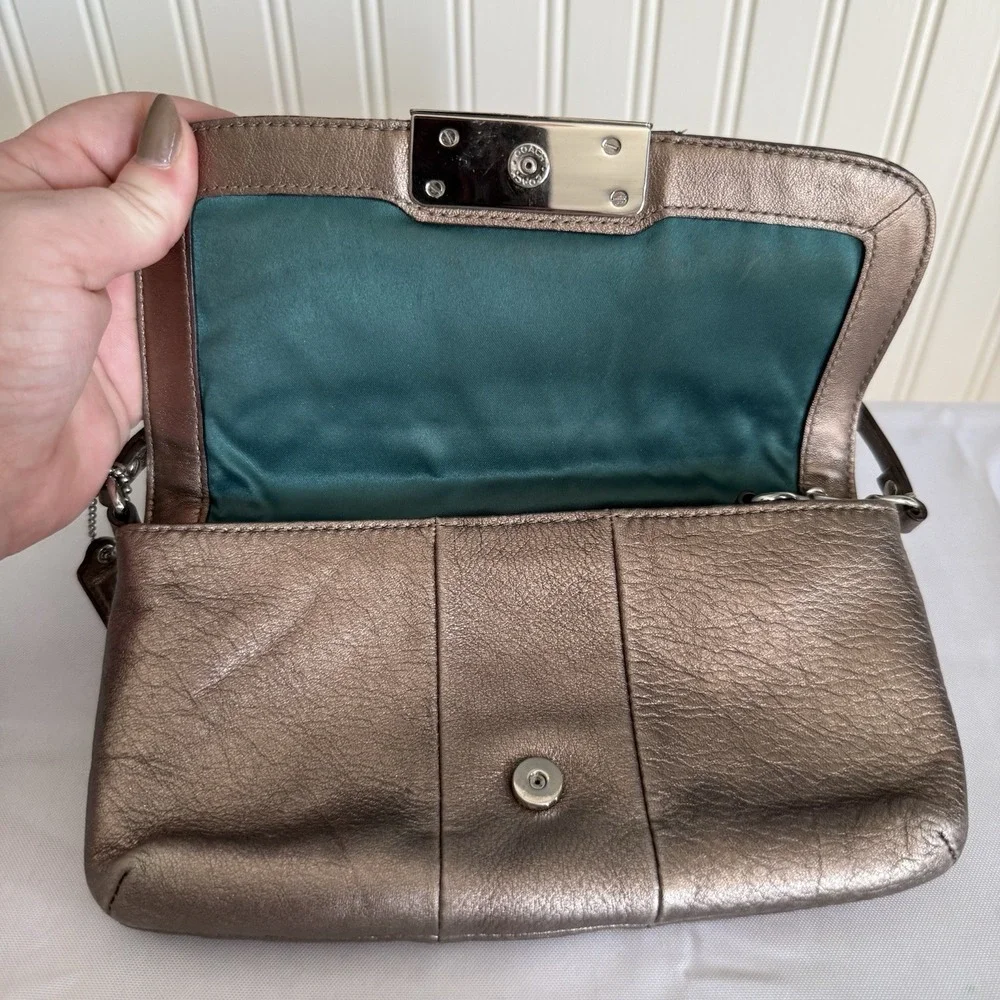 COACH KRISTIN Soft Pebbled Leather Silver Metallic Wristlet Top Handle Mini Bag